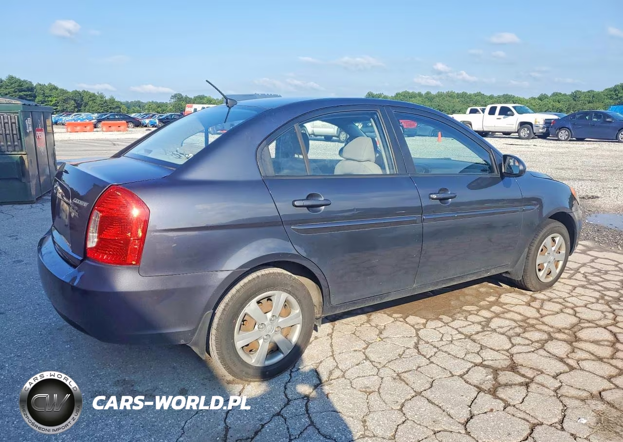 2008 Hyundai Accent Gls VIN:KMHCN46C98U175452 - 3