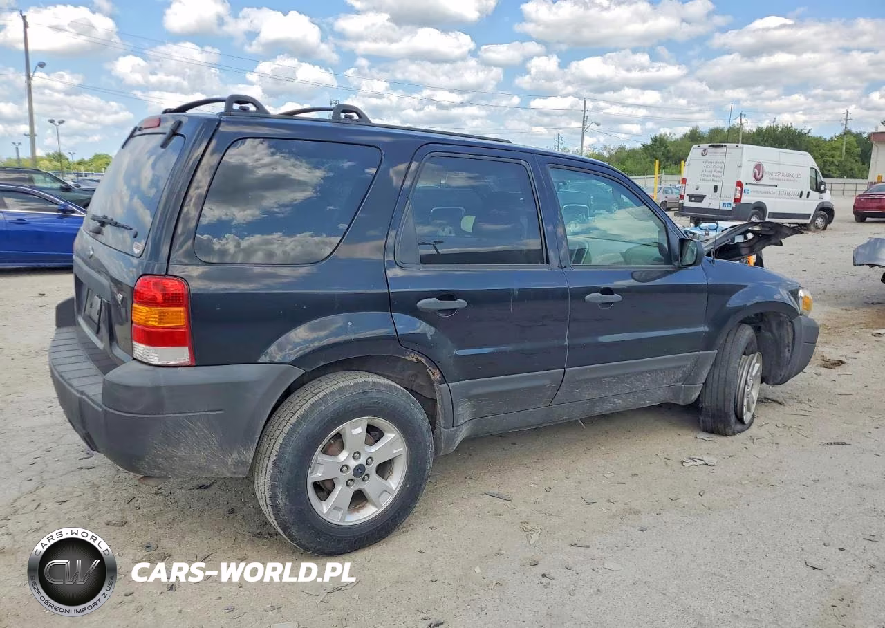 2007 Ford Escape Xlt VIN:1FMCU03157KC03028 - 3