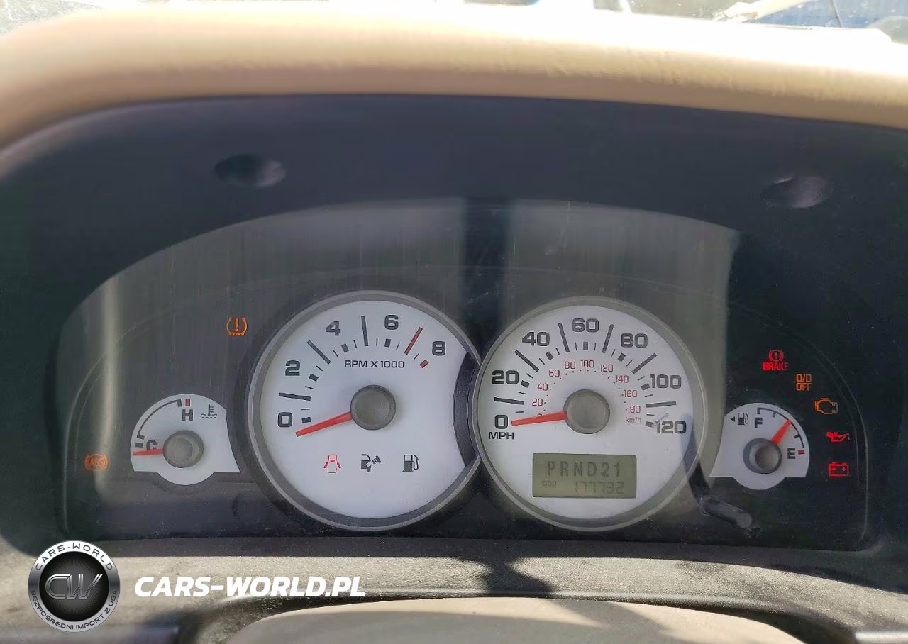 2007 Ford Escape Xlt VIN:1FMCU03157KC03028 - 9