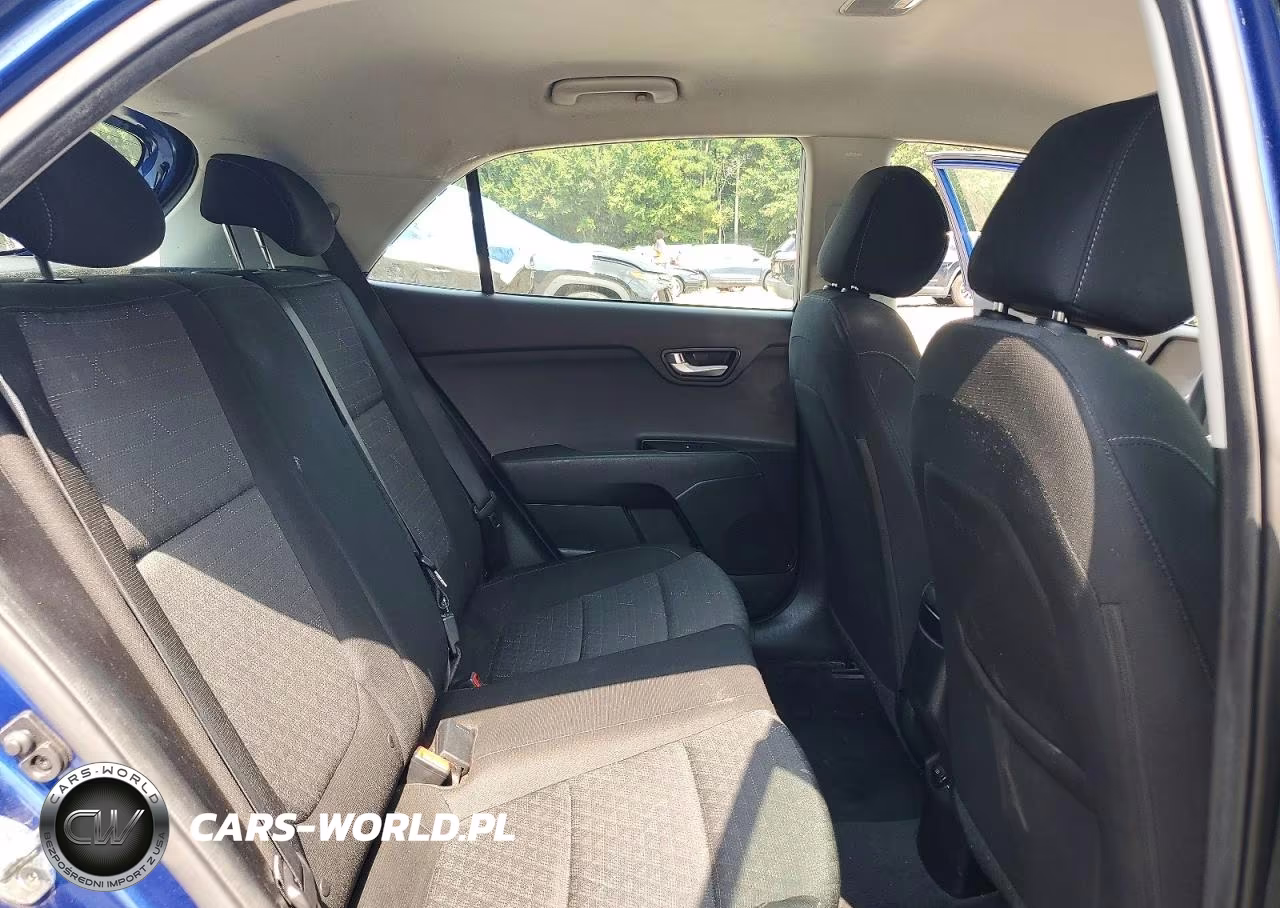 2018 Kia Rio 5-Door S VIN:3KPA25AB3JE087297 - 10