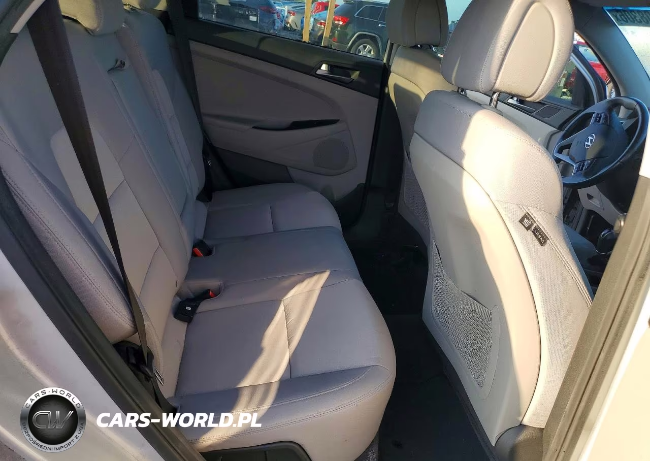 2017 Hyundai Tucson Sport VIN:KM8J33A27HU550339 - 11