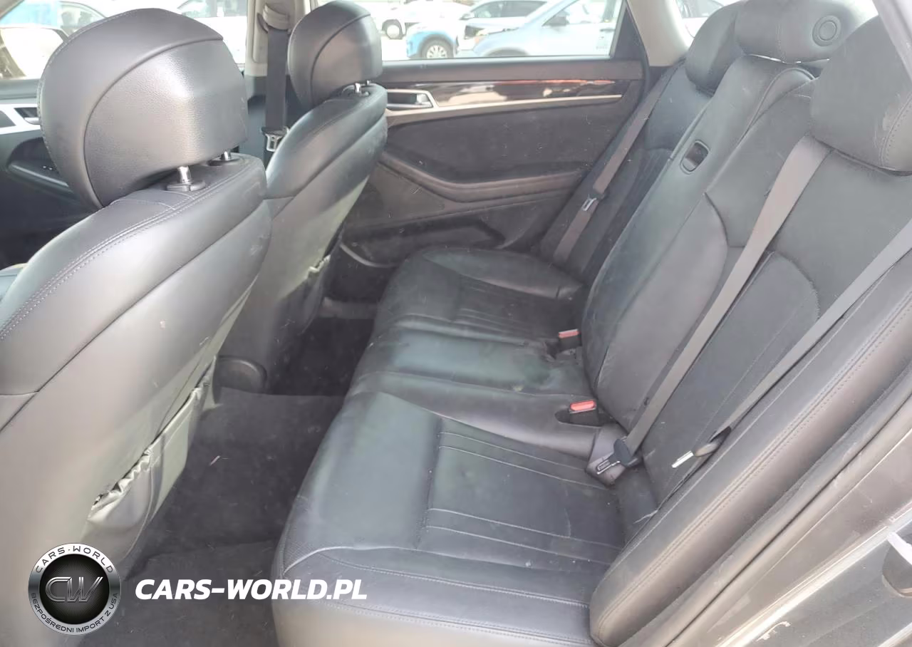 2018 Genesis G80 Base VIN:KMHGN4JE4JU234634 - 10