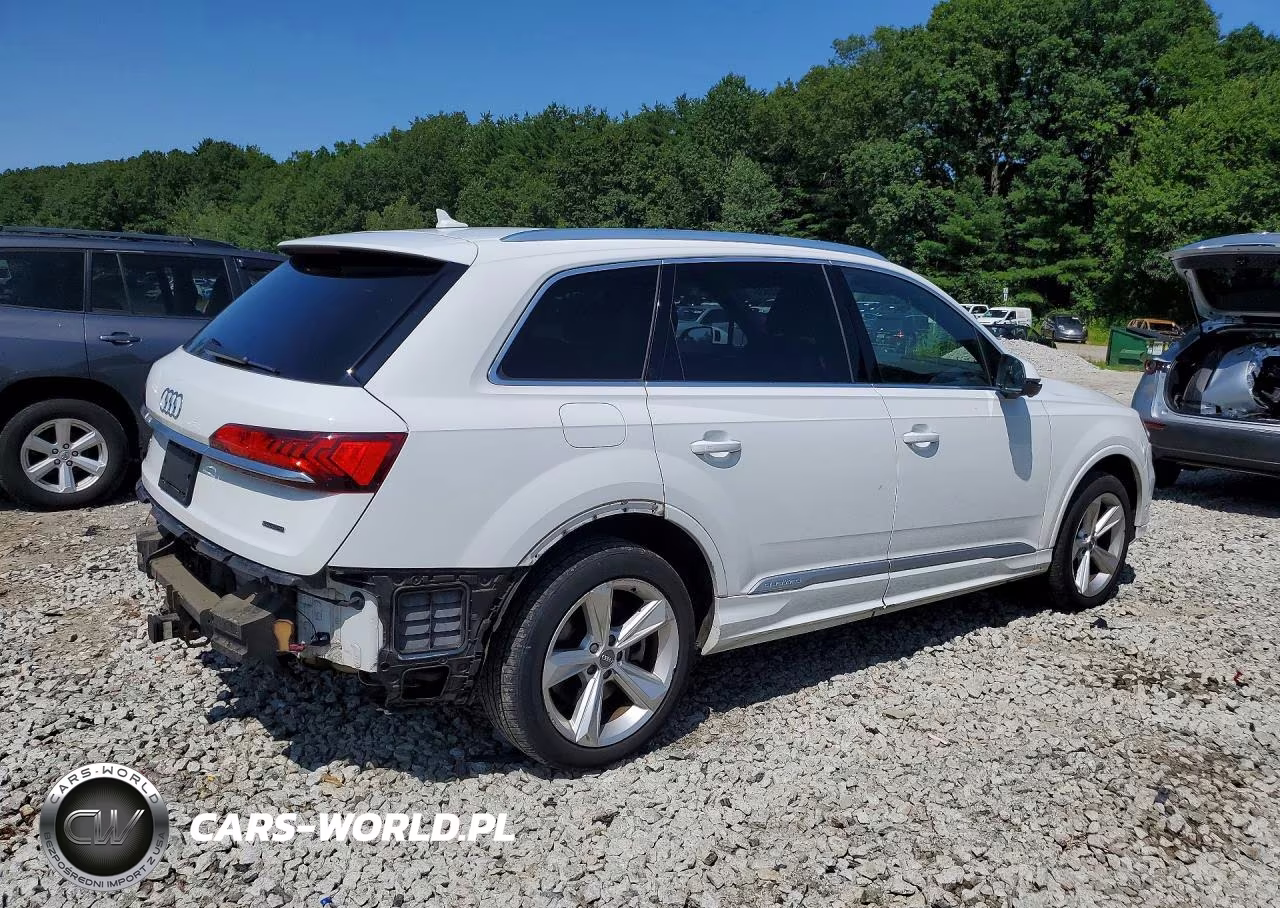 2020 Audi Q7 Premium Plus VIN:WA1LJAF77LD007135 - 3