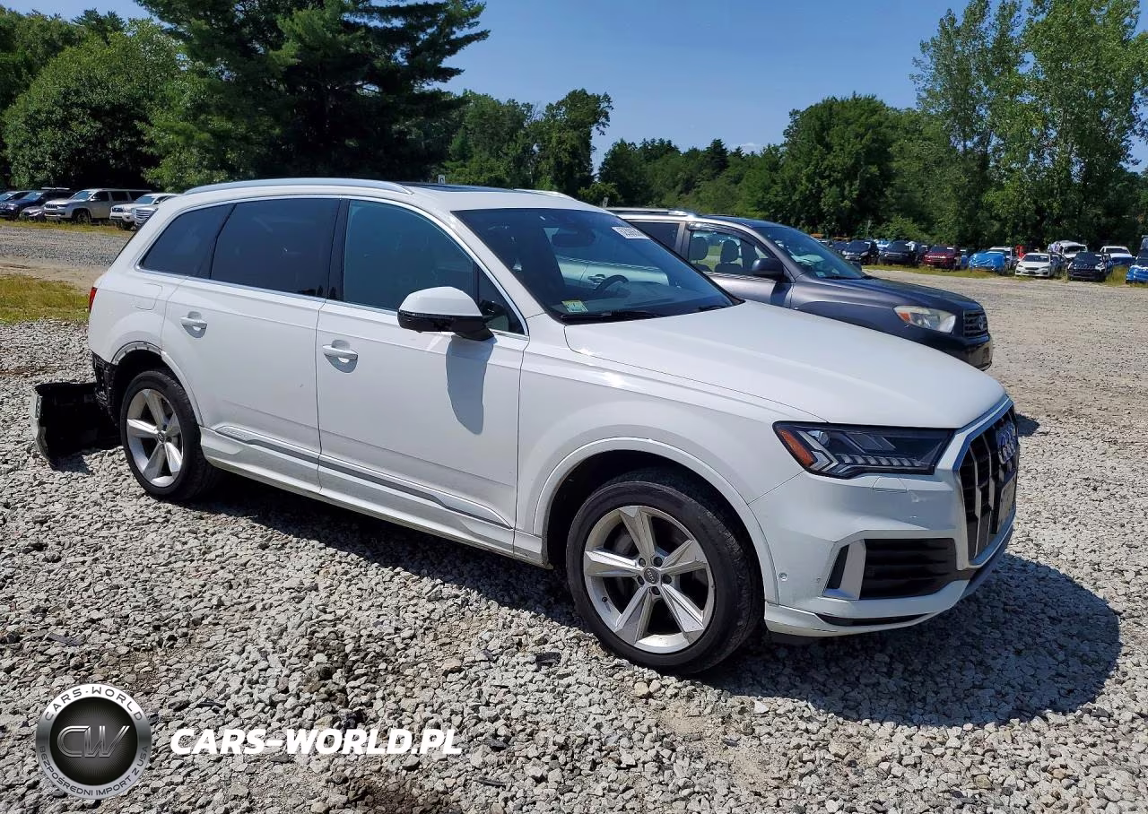 2020 Audi Q7 Premium Plus VIN:WA1LJAF77LD007135 - 4