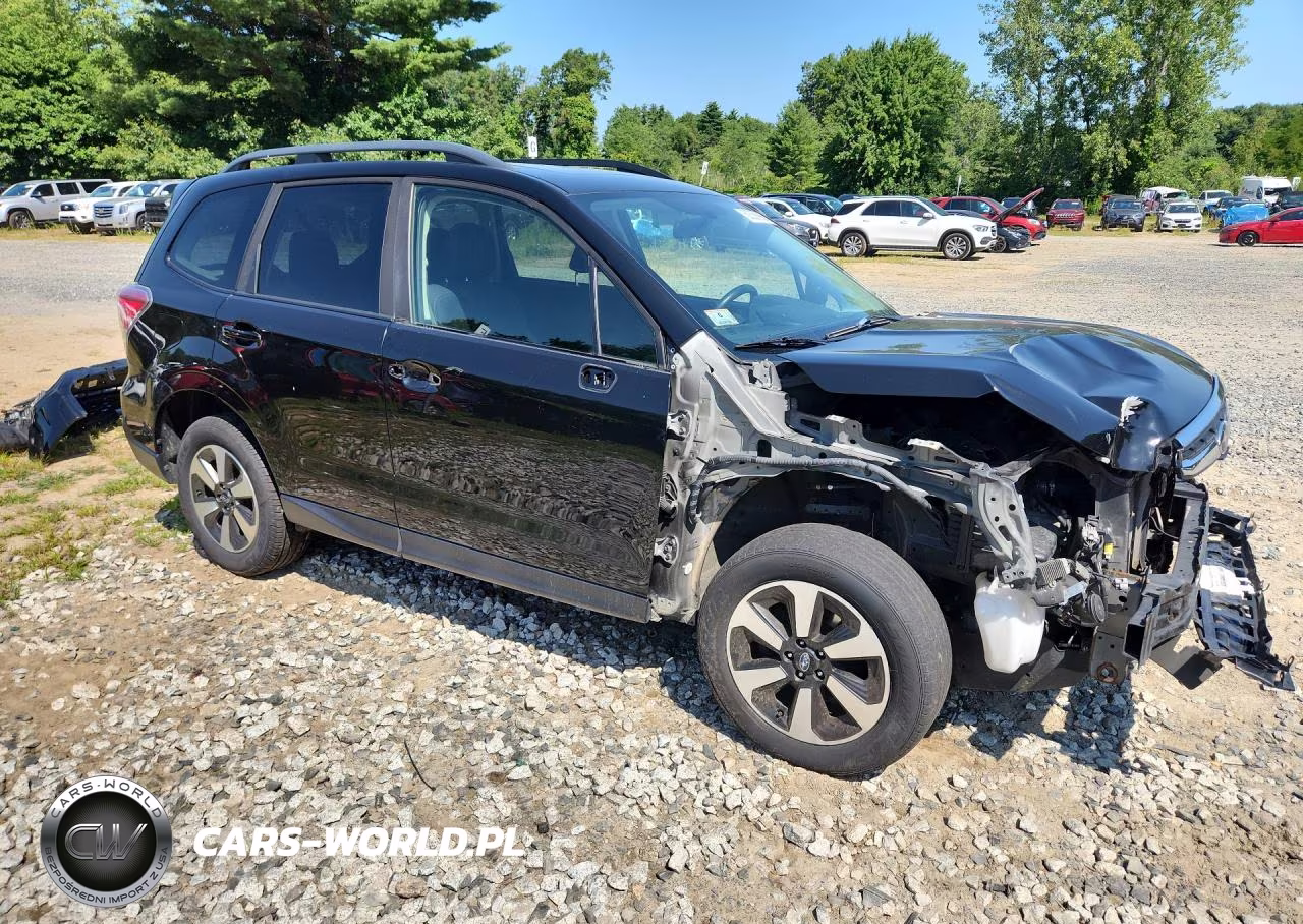 2018 Subaru Forester 2.5I Premium VIN:JF2SJAEC2JH496695 - 4