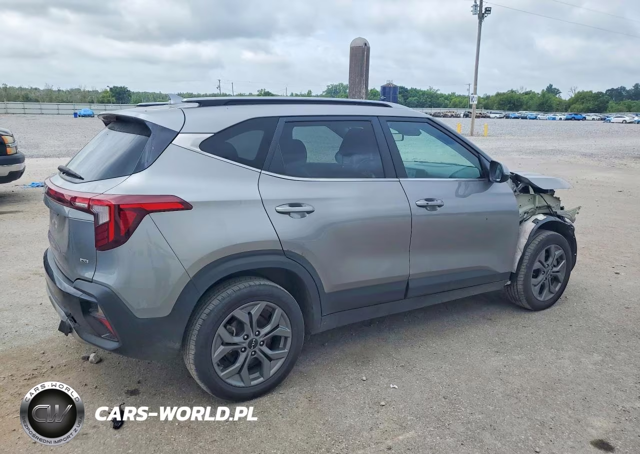 2024 Kia Seltos S VIN:KNDEUCAA2R7586093 - 3