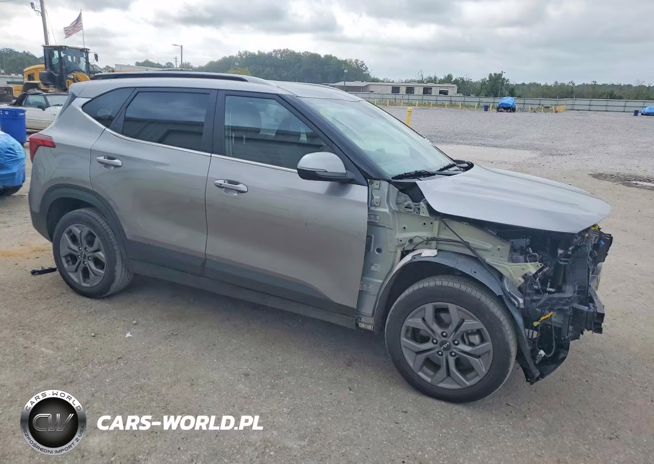 2024 Kia Seltos S VIN:KNDEUCAA2R7586093 - 4