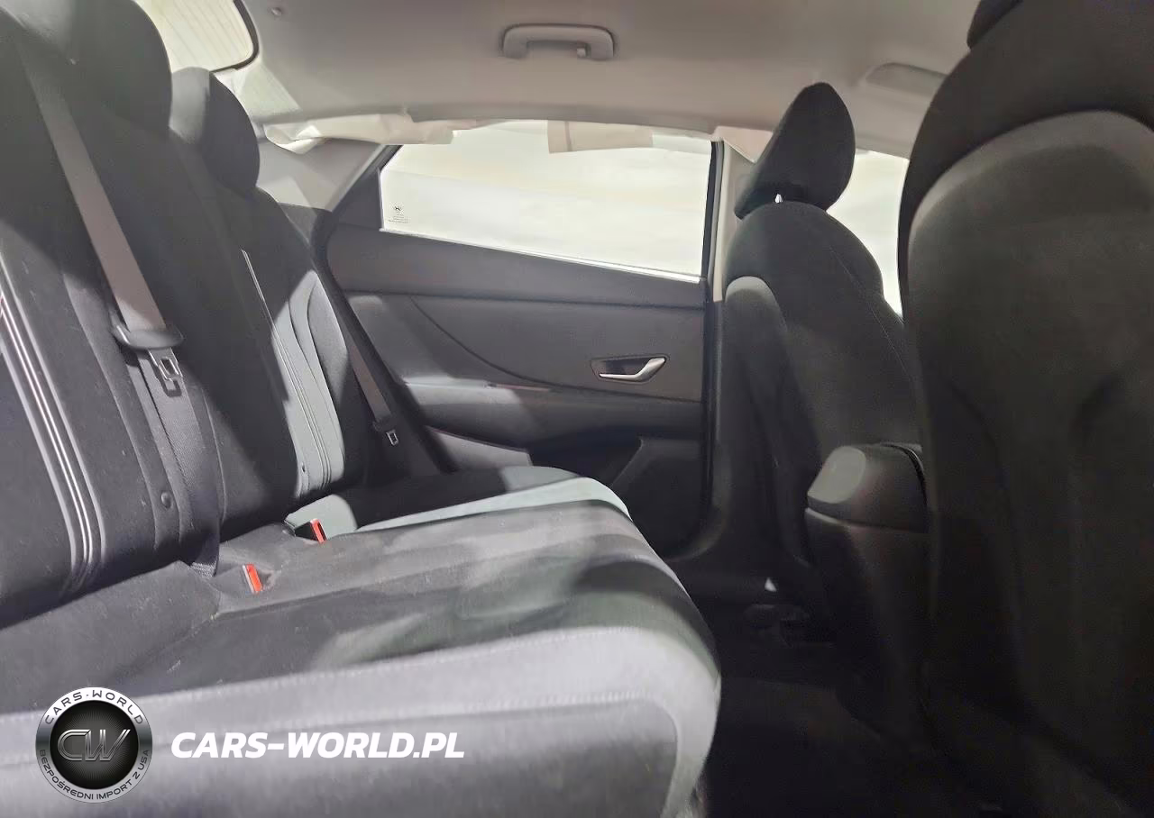 2021 Hyundai Elantra Sel VIN:5NPLM4AG9MH033348 - 10