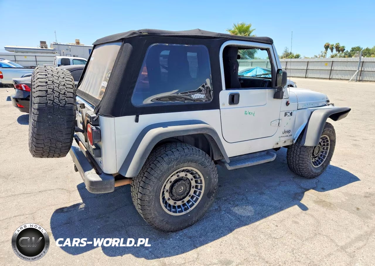 2005 Jeep Wrangler X VIN:1J4FA39S65P376367 - 3