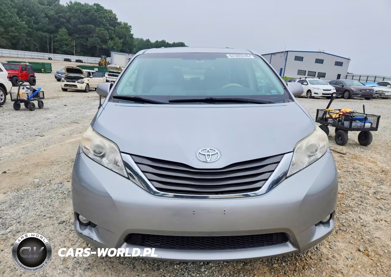 2013 Toyota Sienna Xle 8-Passenger VIN:5TDYK3DC5DS340654 - 5