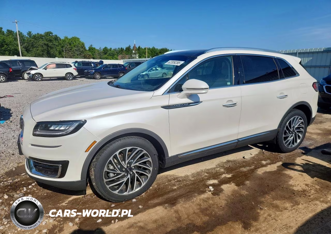 2019 Lincoln Nautilus Reserve