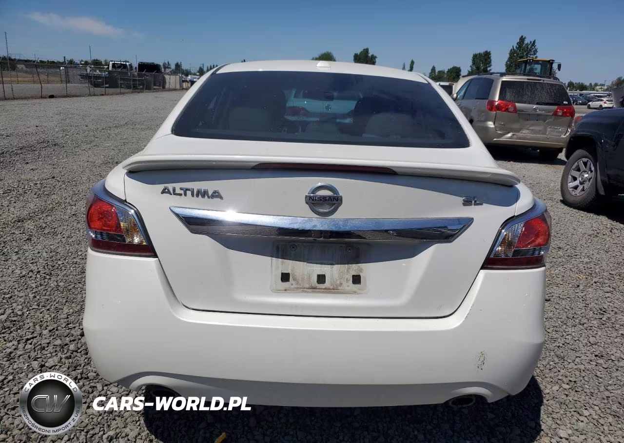 2015 Nissan Altima 2.5 VIN:1N4AL3AP5FN404261 - 6