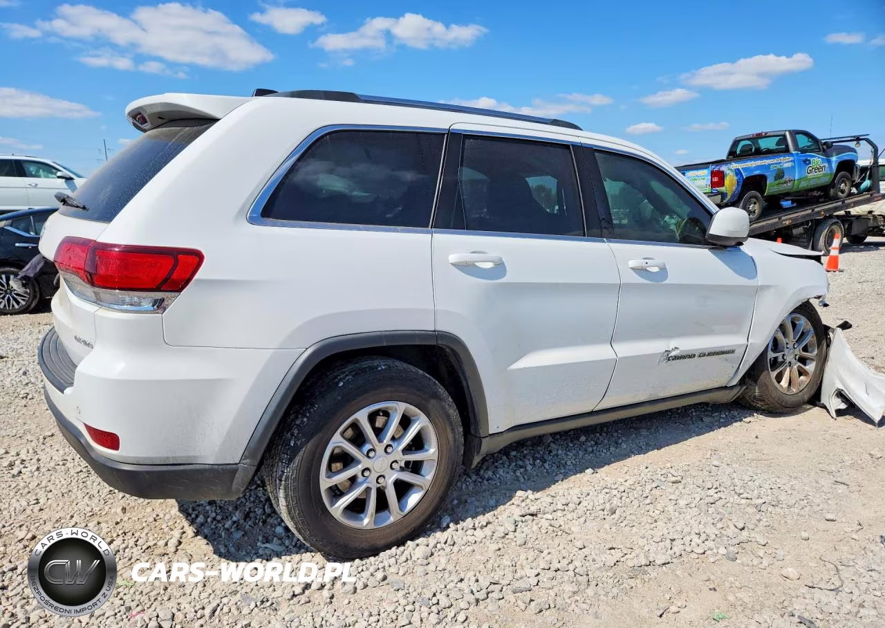 2021 Jeep Grand Cherokee Laredo VIN:1C4RJEAG7MC813210 - 3