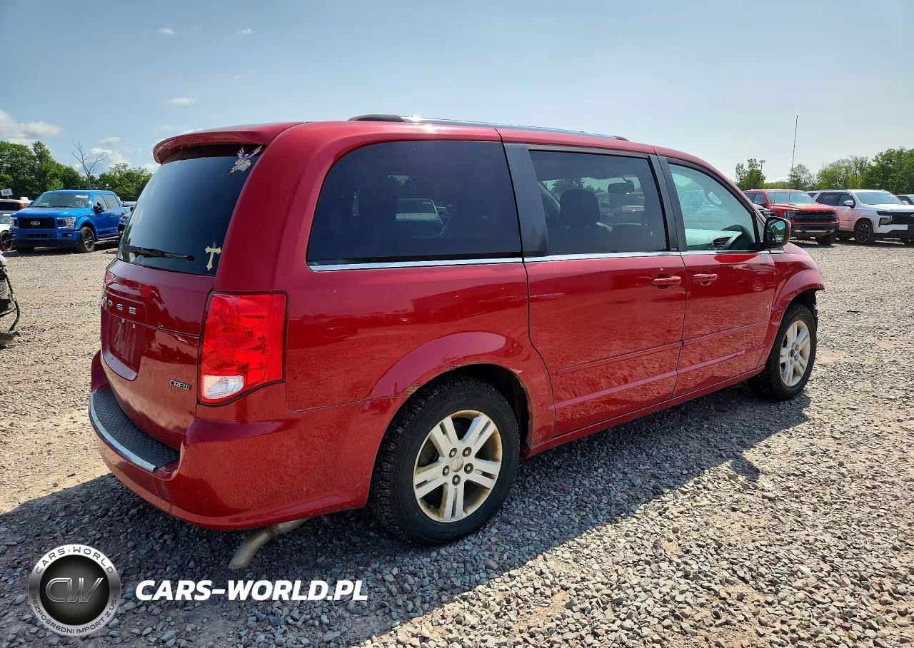 2013 Dodge Grand Caravan Crew VIN:2C4RDGDG6DR607446 - 3