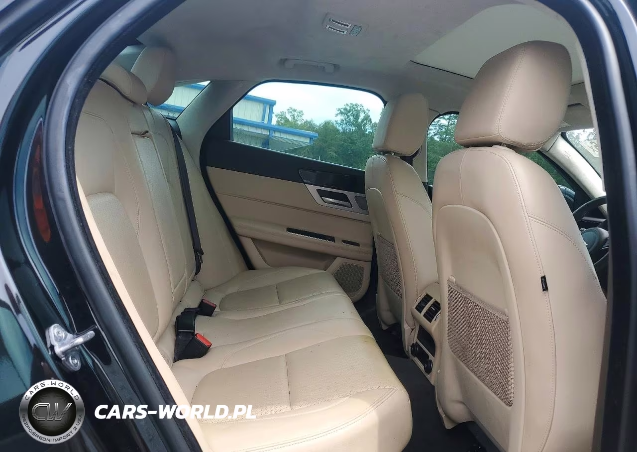 2020 Jaguar Xf Prestige VIN:SAJBE4FX9LCY84675 - 10