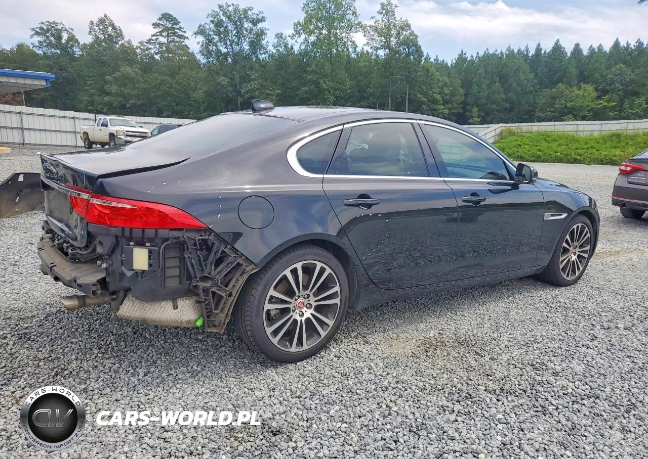 2020 Jaguar Xf Prestige VIN:SAJBE4FX9LCY84675 - 3