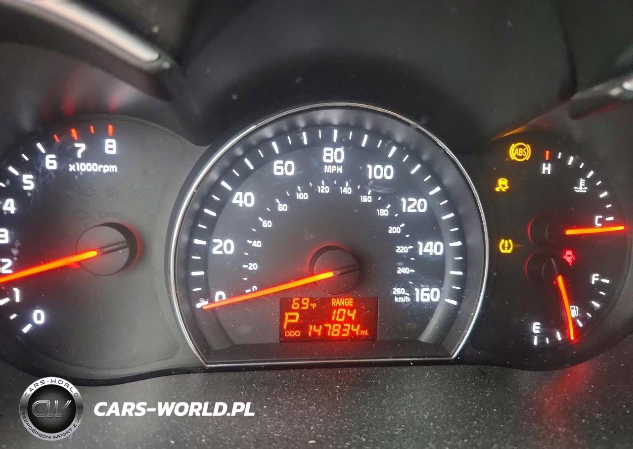 2014 Kia Sorento Lx VIN:5XYKTCA62EG505799 - 9