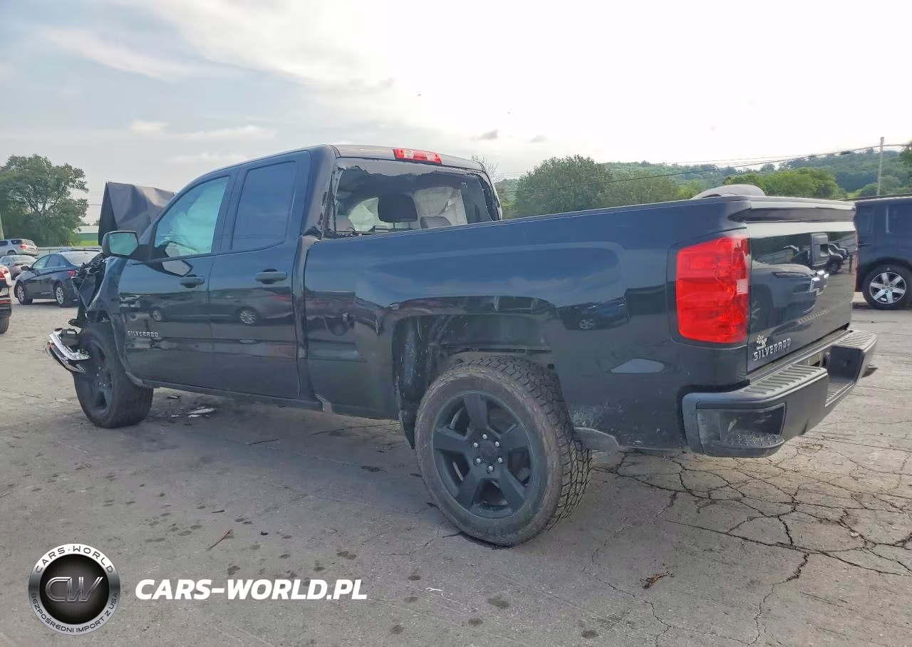 2018 Chevrolet Silverado C1500 VIN:1GCRCNEH5JZ168207 - 2