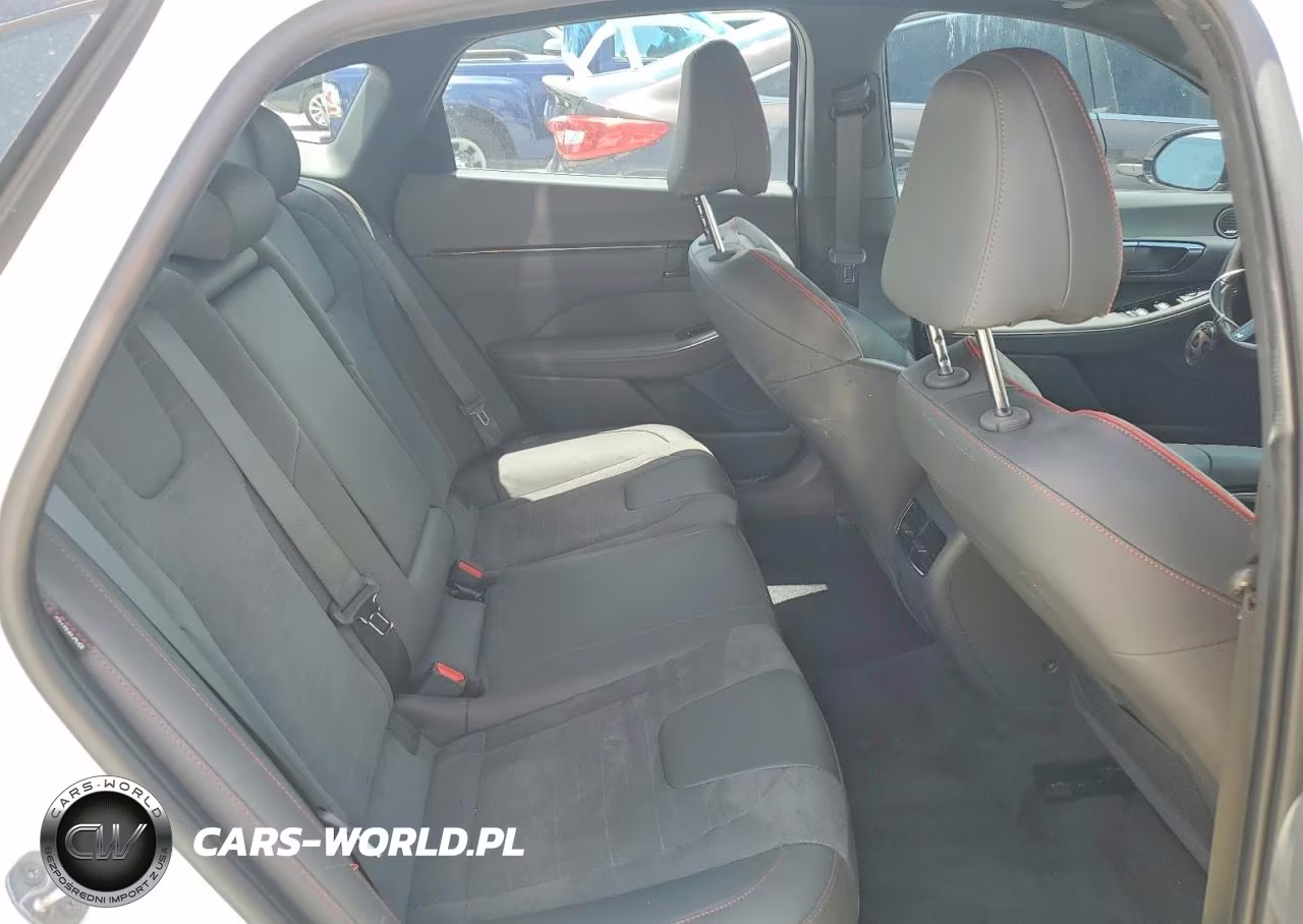 2025 Hyundai Sonata N Line VIN:KMHL54JC8SA451457 - 10