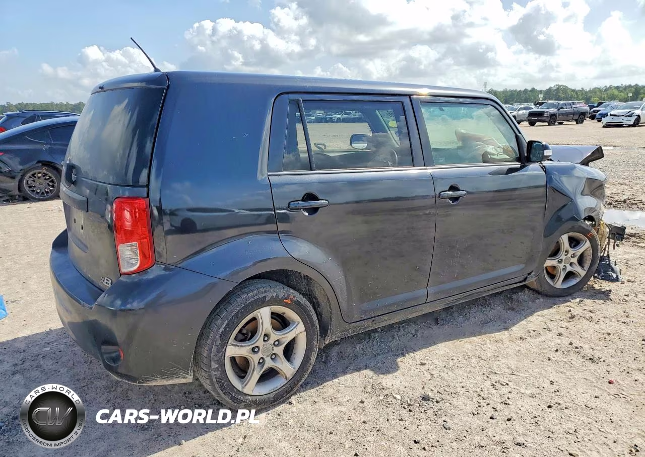 SCION XB VIN:JTLZE4FE0B1130753 - 3
