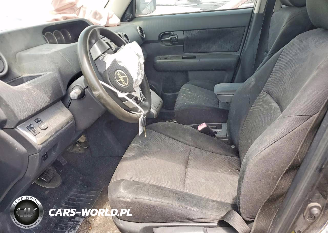 SCION XB VIN:JTLZE4FE0B1130753 - 7