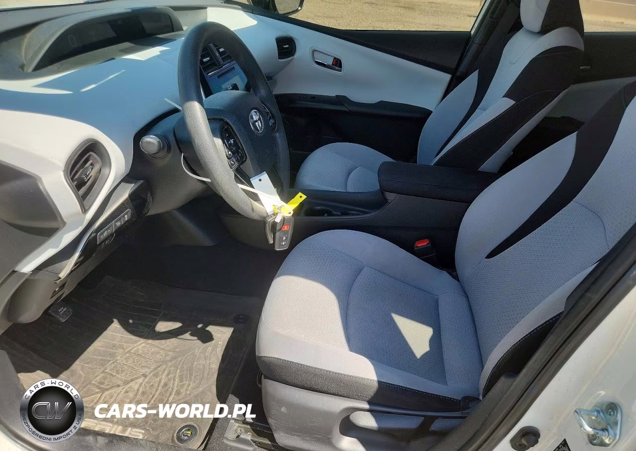 2019 Toyota Prius Le VIN:JTDKARFU0K3095293 - 7