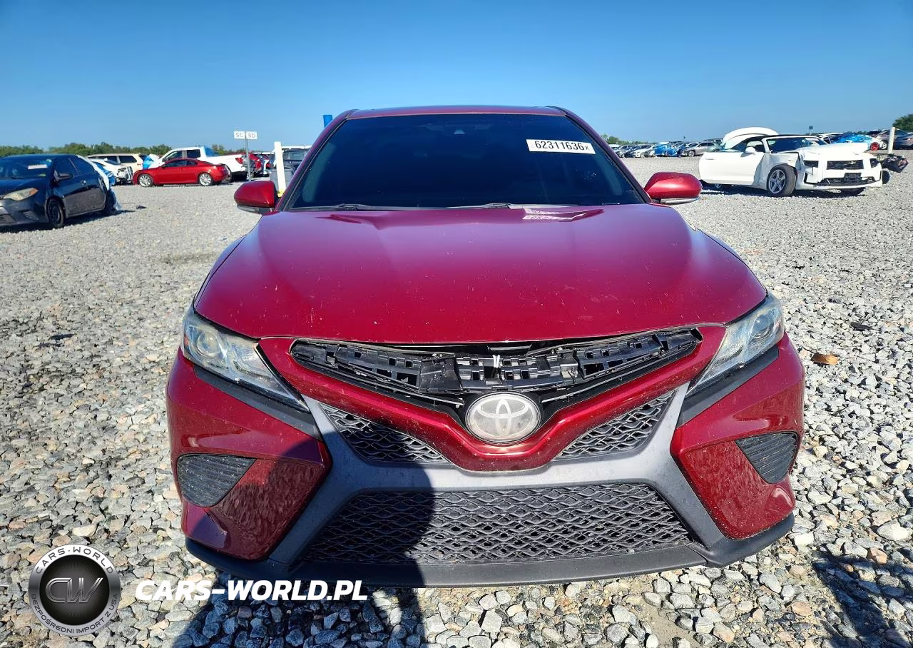 2018 Toyota Camry Se VIN:4T1B11HK2JU552364 - 5