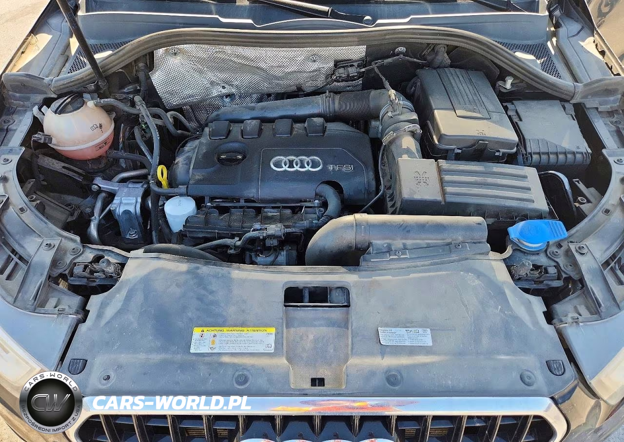 2015 Audi Q3 Premium Plus VIN:WA1EFCFS9FR000947 - 12