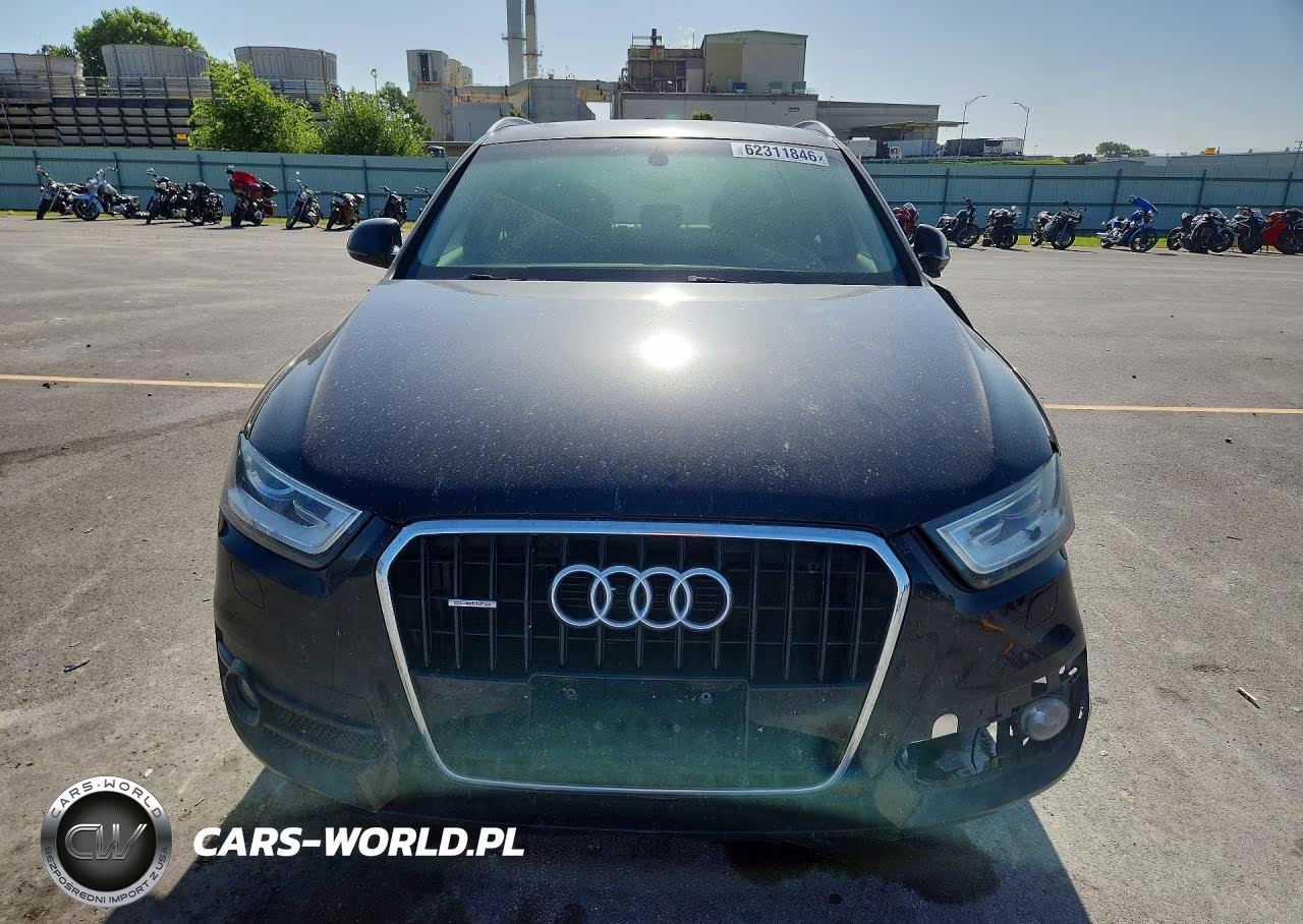 2015 Audi Q3 Premium Plus VIN:WA1EFCFS9FR000947 - 5