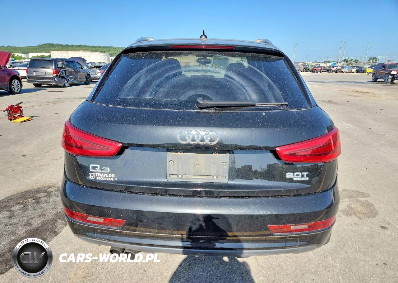 2015 Audi Q3 Premium Plus VIN:WA1EFCFS9FR000947 - 6