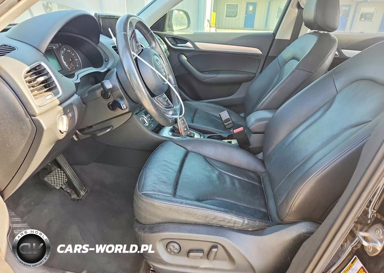2015 Audi Q3 Premium Plus VIN:WA1EFCFS9FR000947 - 7