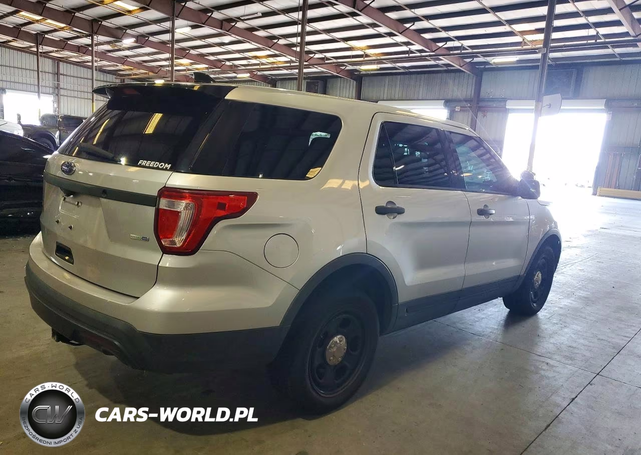 2016 Ford Explorer Police Interceptor VIN:1FM5K8AR9GGC61006 - 3