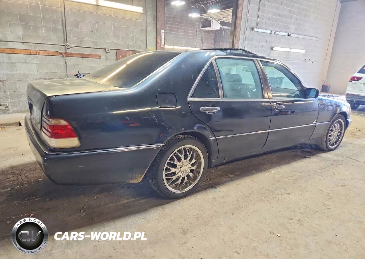 1994 Mercedes-Benz S 500 VIN:WDBGA51E7RA153080 - 3