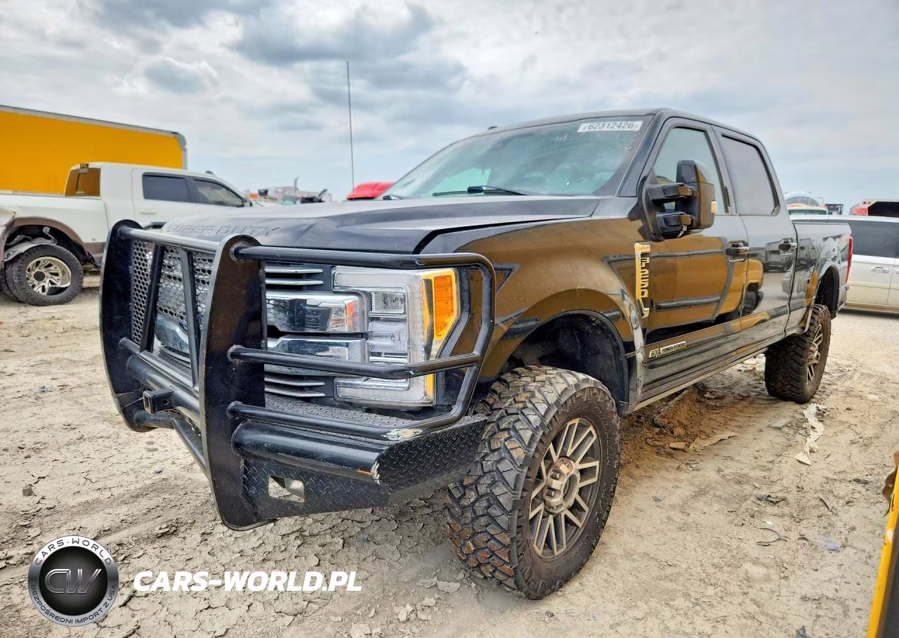 2018 Ford F-250 Lariat – zdjęcie 1 z 14