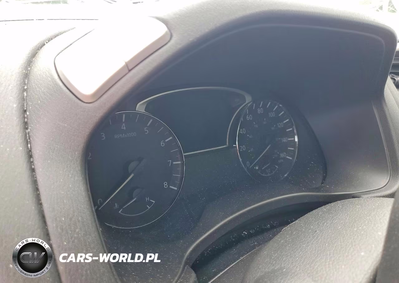 2018 Nissan Pathfinder S VIN:5N1DR2MN1JC651447 - 9