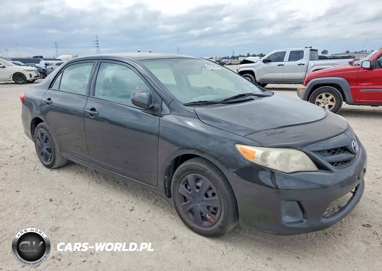 2011 Toyota Corolla Le VIN:2T1BU4EE3BC587781 - 4