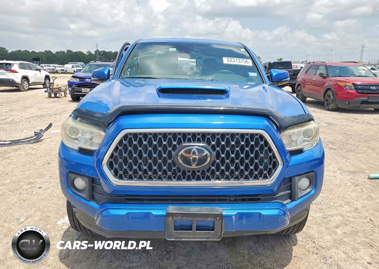 2018 Toyota Tacoma Trd Sport VIN:5TFAZ5CN9JX064917 - 5