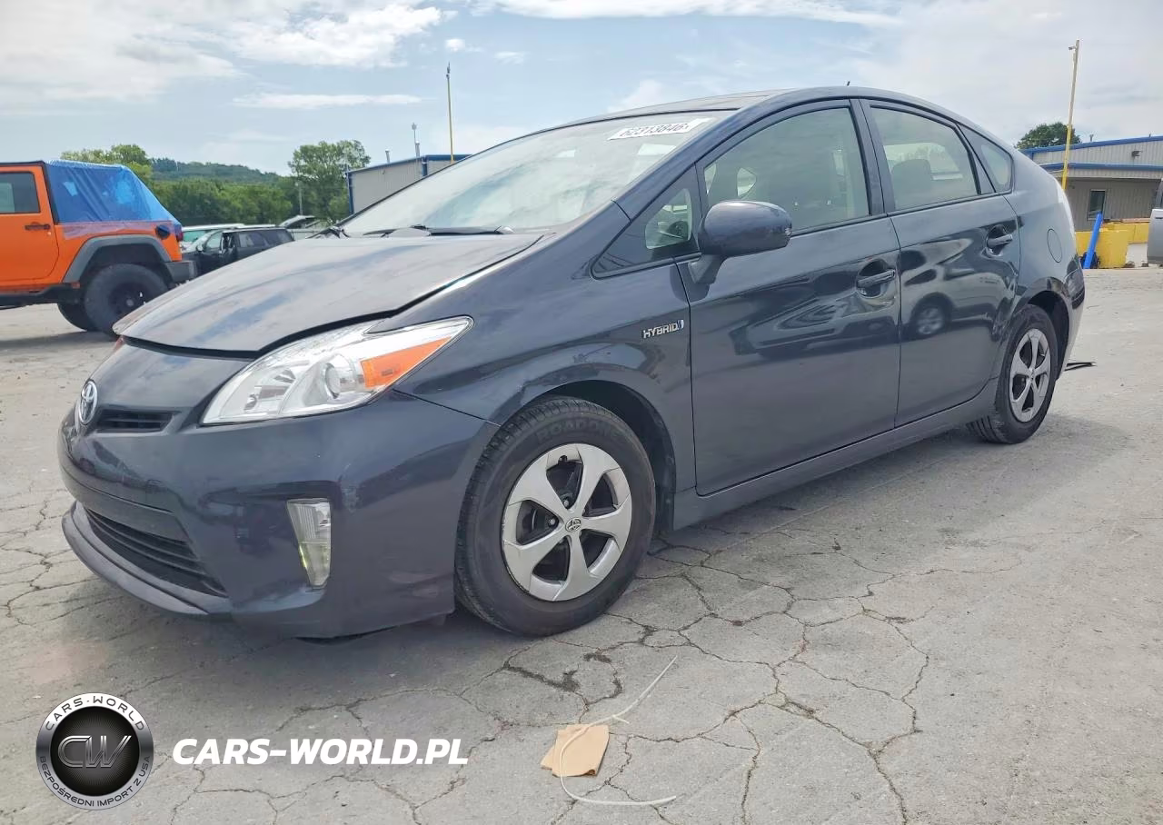 2015 Toyota Prius Three – zdjęcie 1 z 12