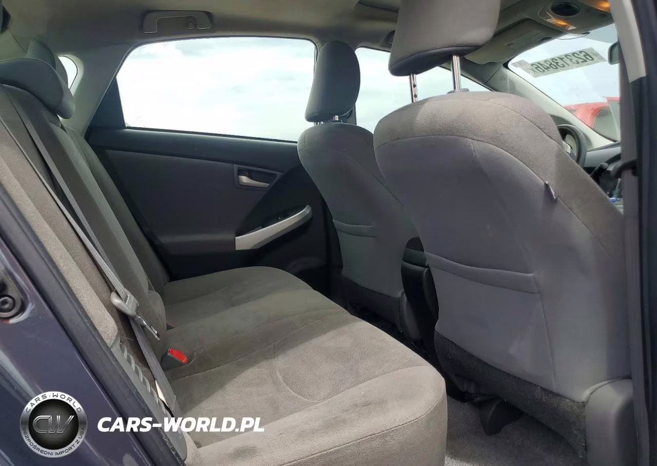 2015 Toyota Prius Three VIN:JTDKN3DU3F0432311 - 10