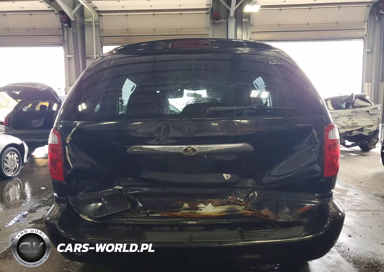 2006 Chrysler Town & Country VIN:1A4GP45R36B686762 - 6