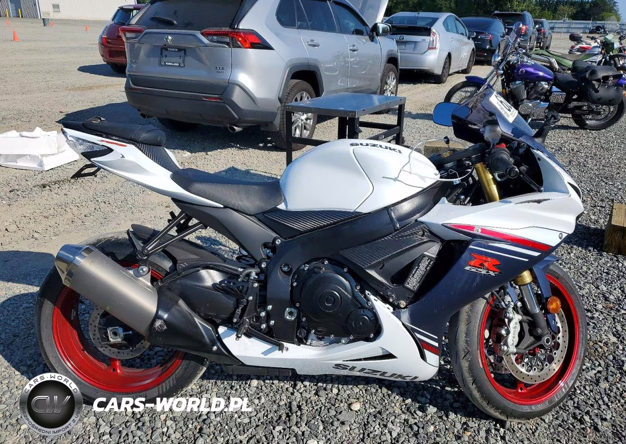 2025 Suzuki Gsx-R750 – zdjęcie 1 z 9