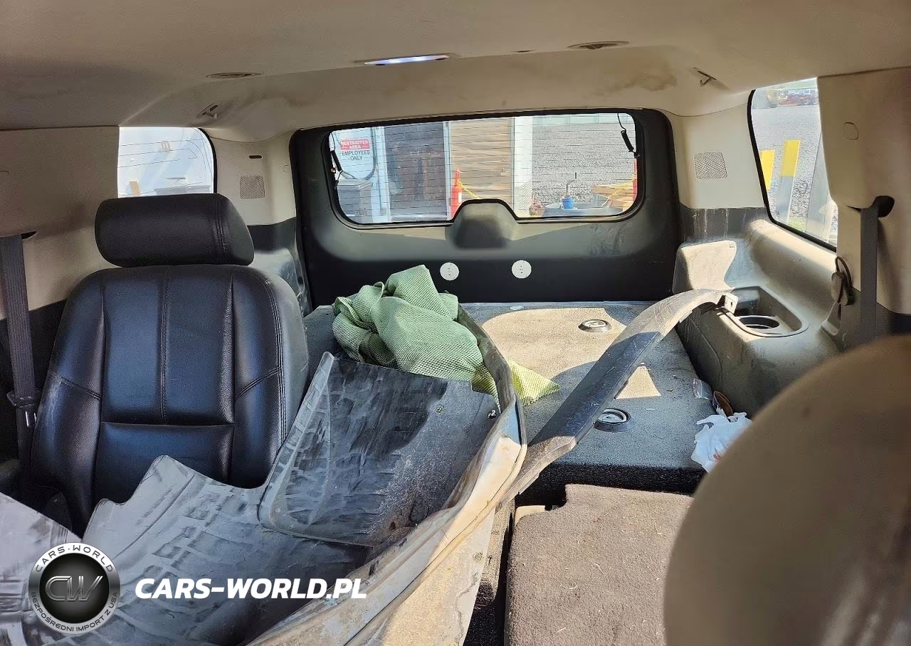 2007 Chevrolet Tahoe K1500 VIN:1GNFK13017J130239 - 10