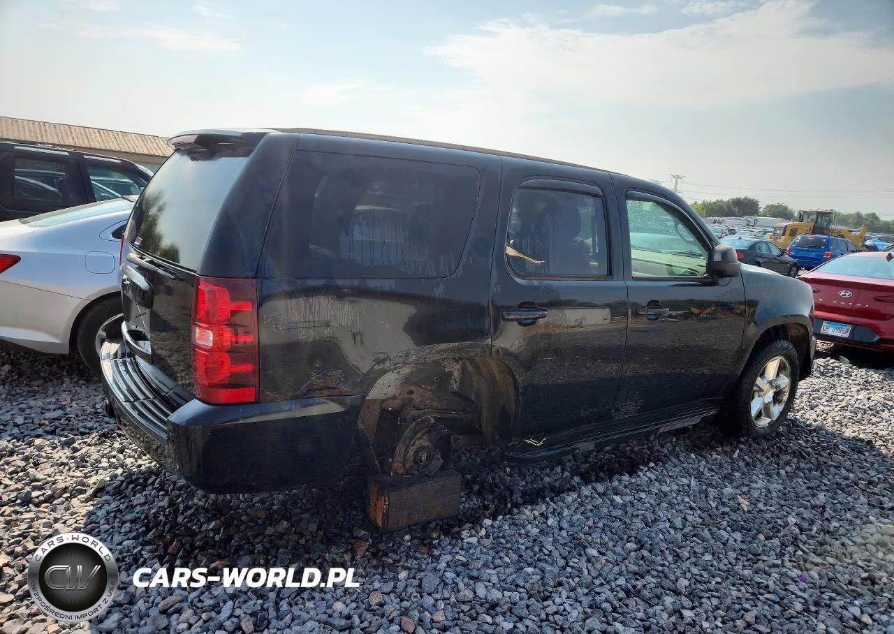 2007 Chevrolet Tahoe K1500 VIN:1GNFK13017J130239 - 3