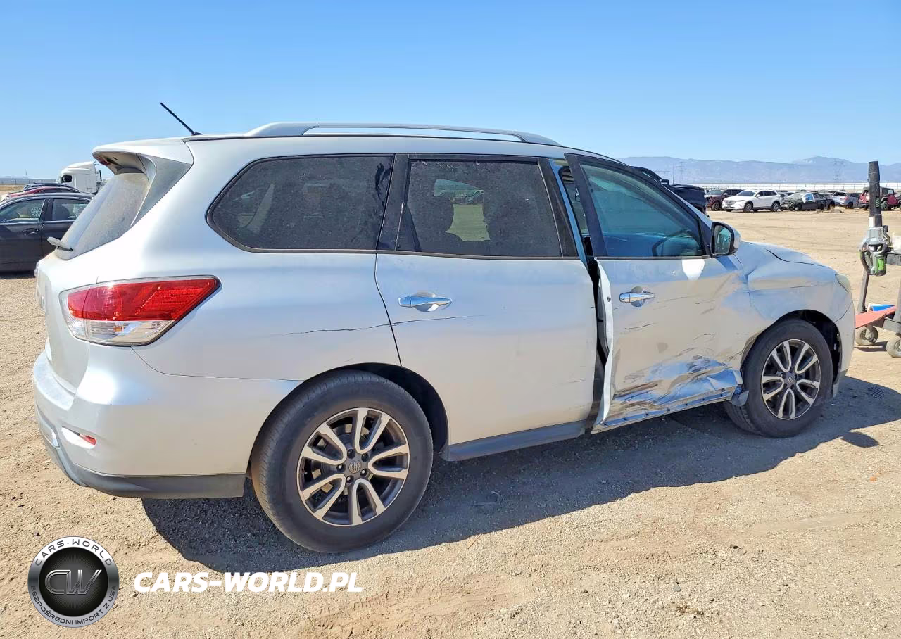 2015 Nissan Pathfinder S VIN:5N1AR2MN3FC682418 - 3