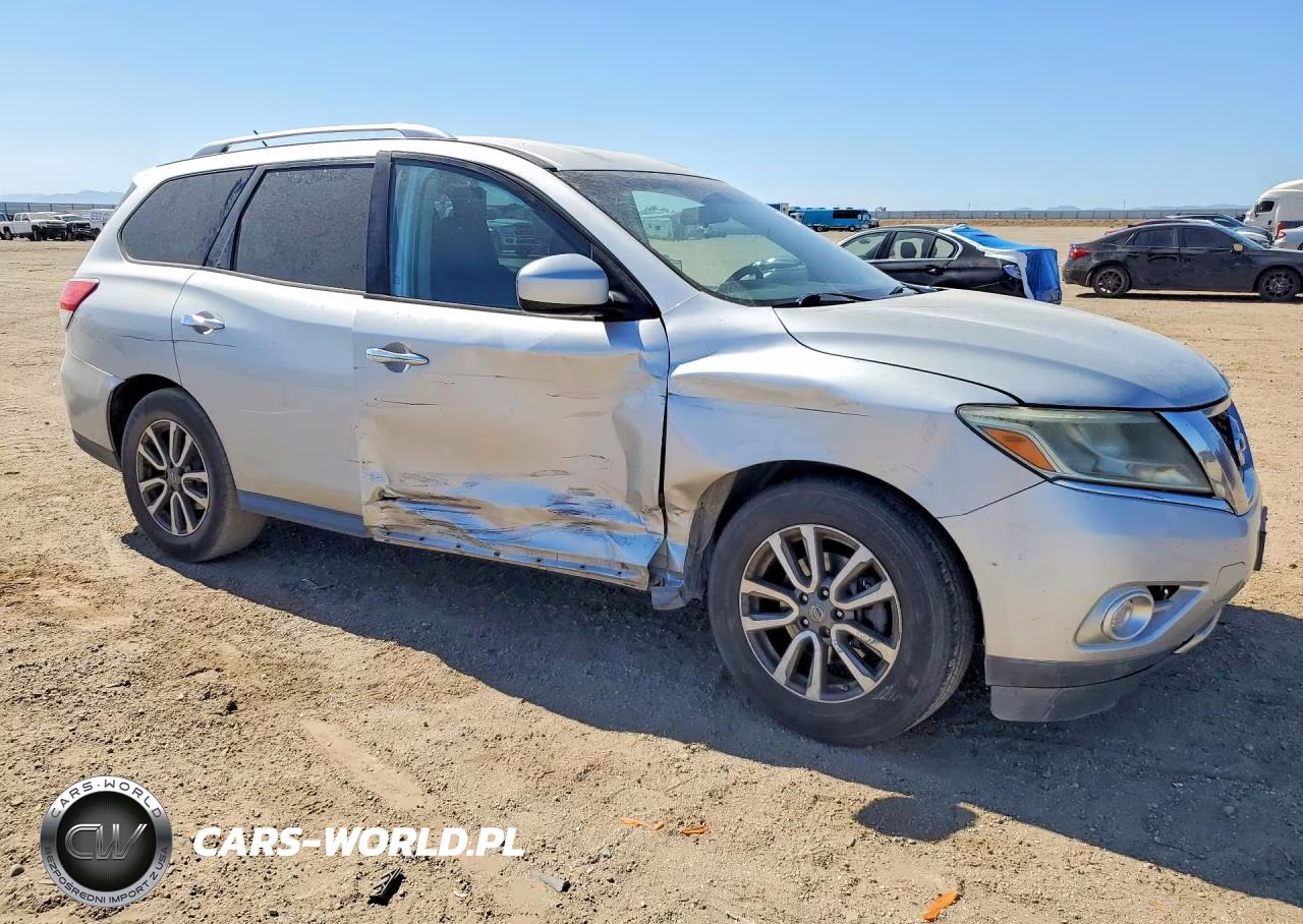 2015 Nissan Pathfinder S VIN:5N1AR2MN3FC682418 - 4