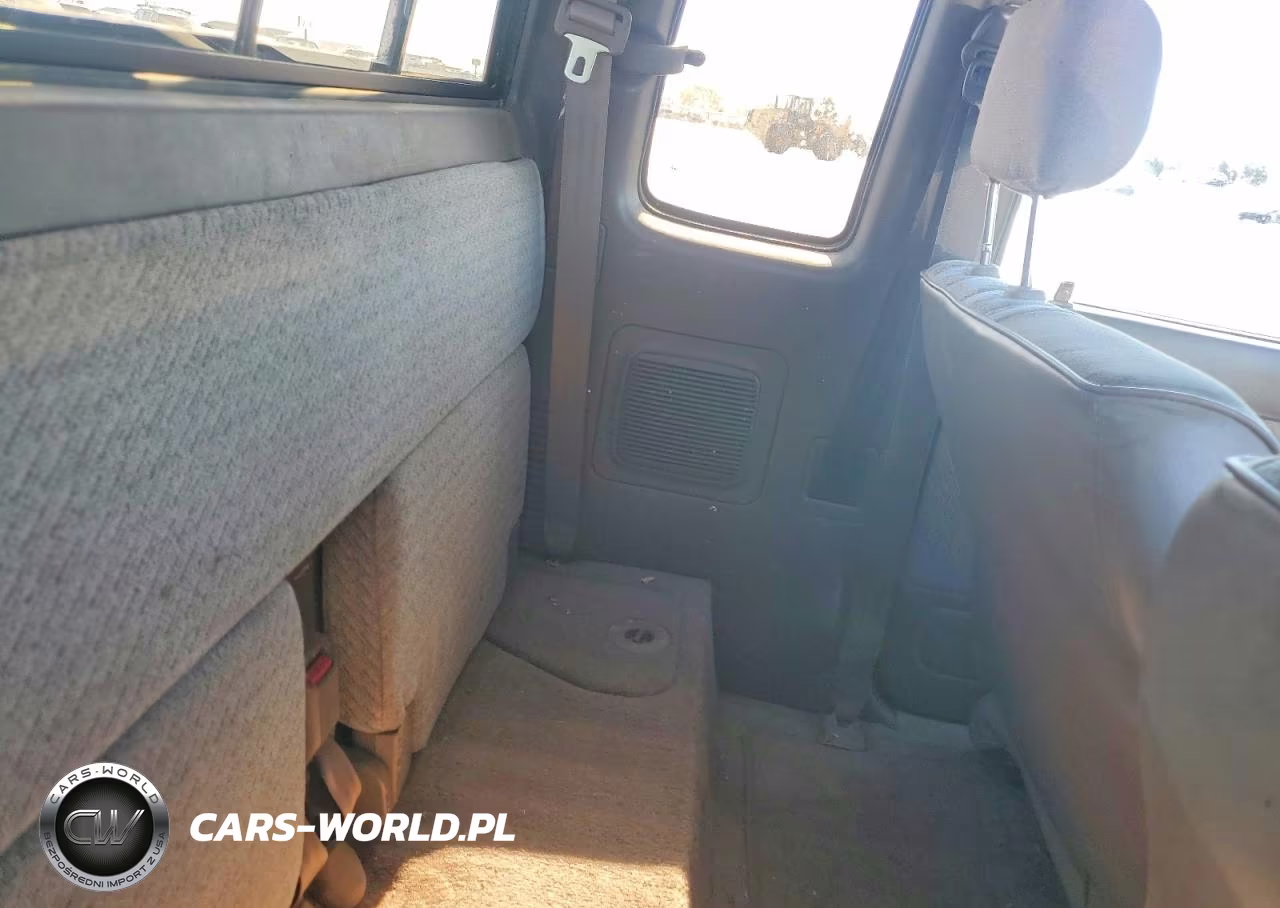 1996 Toyota Tacoma Base VIN:4TAVL52N4TZ113254 - 10