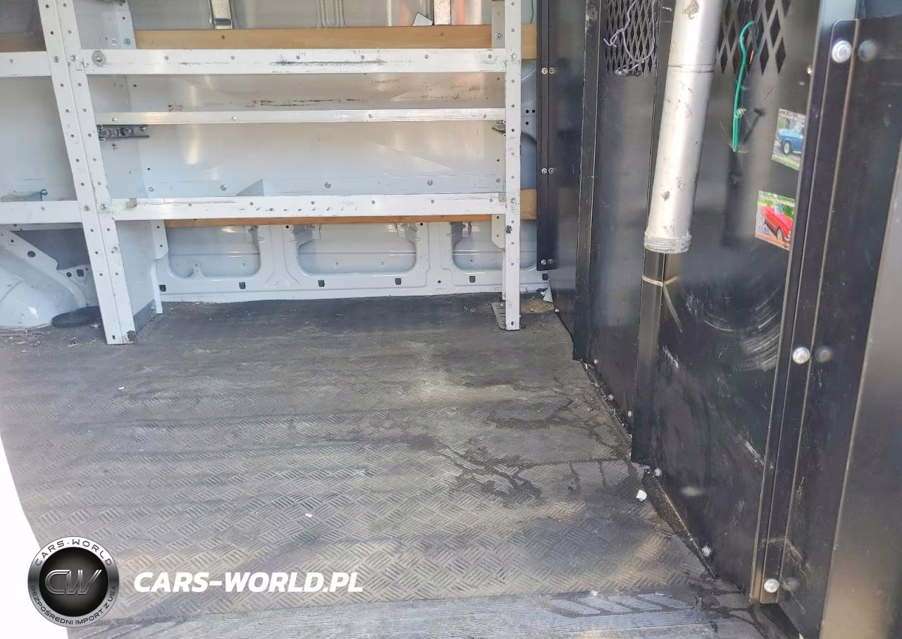 2018 Ford Transit T-250 VIN:1FTYR1YM5JKA99474 - 10