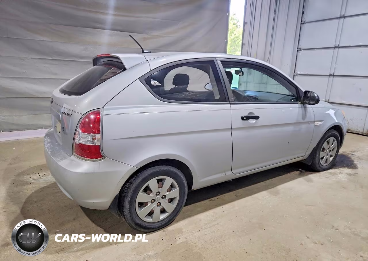 2009 Hyundai Accent Gs VIN:KMHCM36C59U113691 - 3