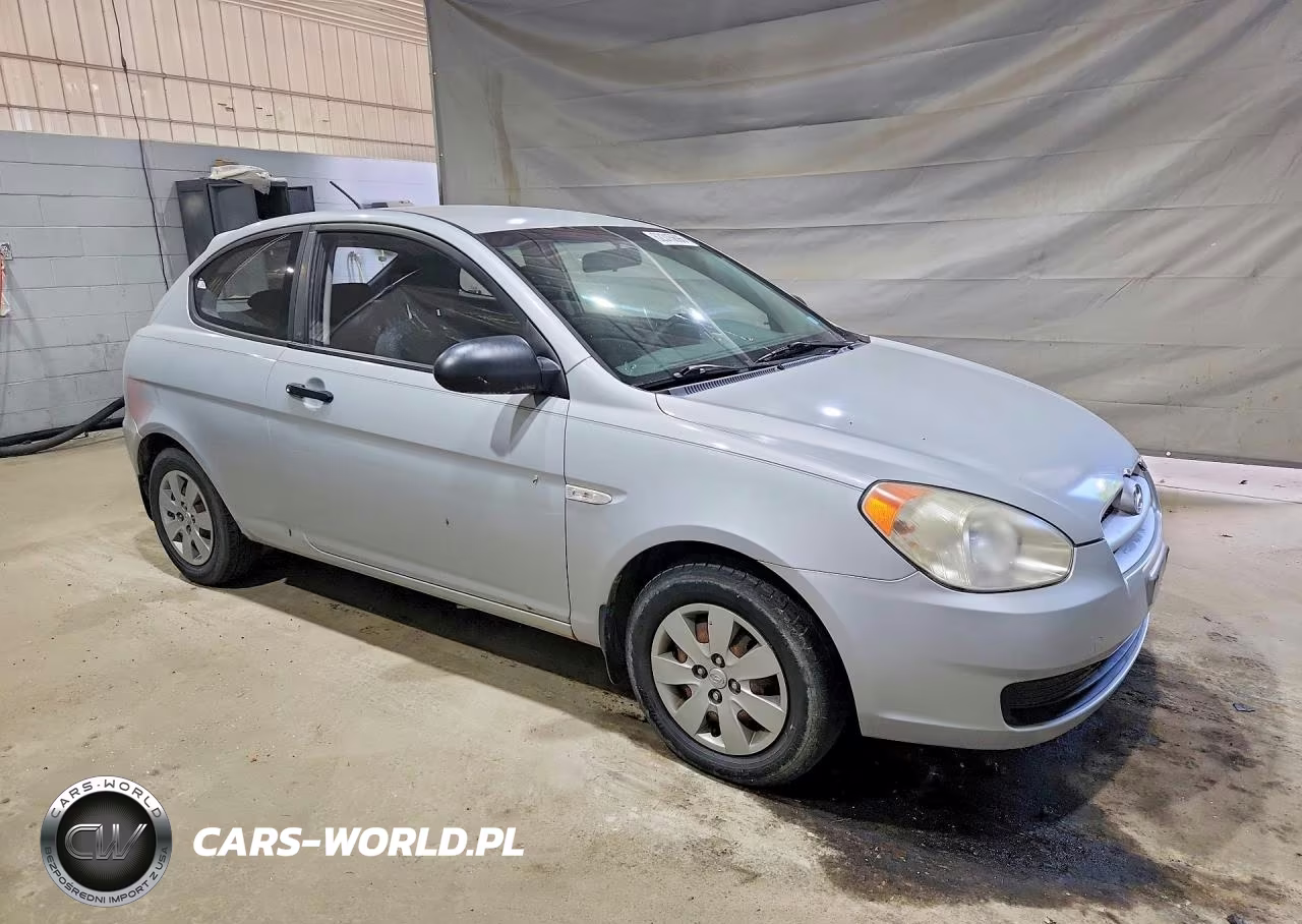 2009 Hyundai Accent Gs VIN:KMHCM36C59U113691 - 4
