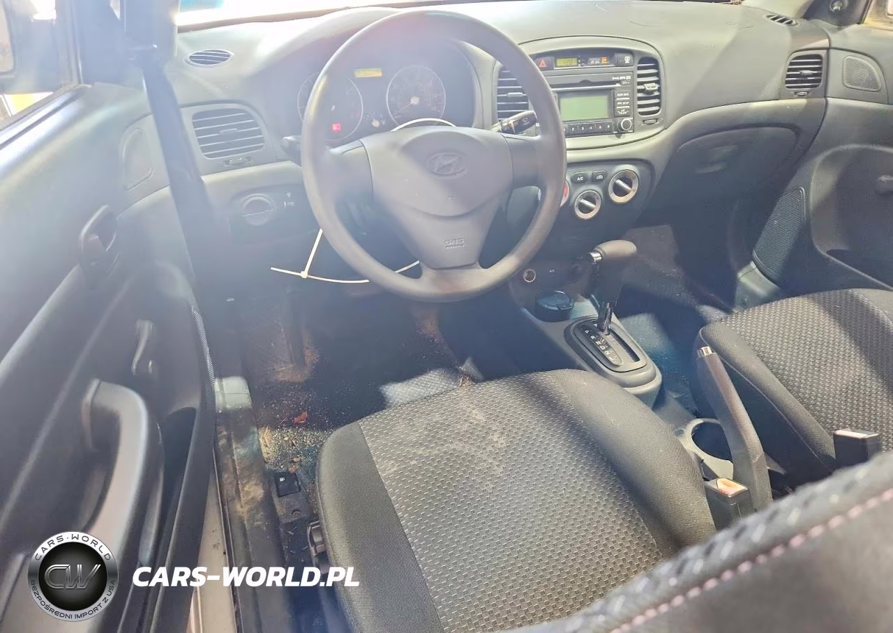 2009 Hyundai Accent Gs VIN:KMHCM36C59U113691 - 8